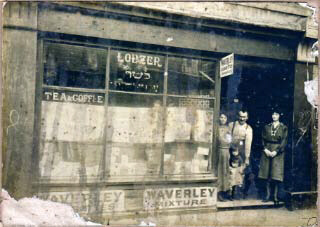 Photo of the Lodzer Cafe, once located at 97 Sidney Street