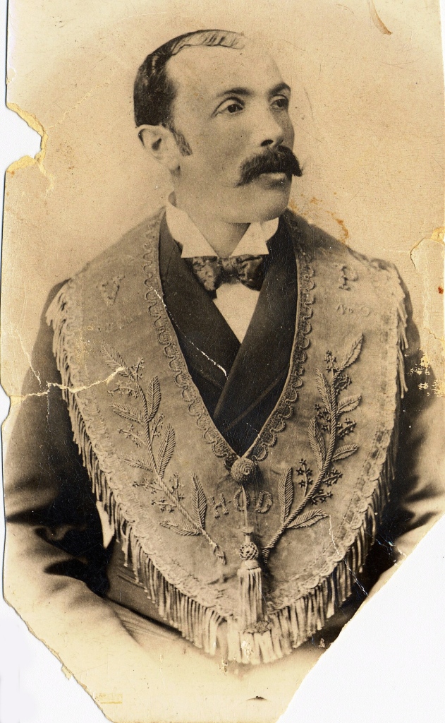 Nathan Bomberg in his regalia - do you recognise it?