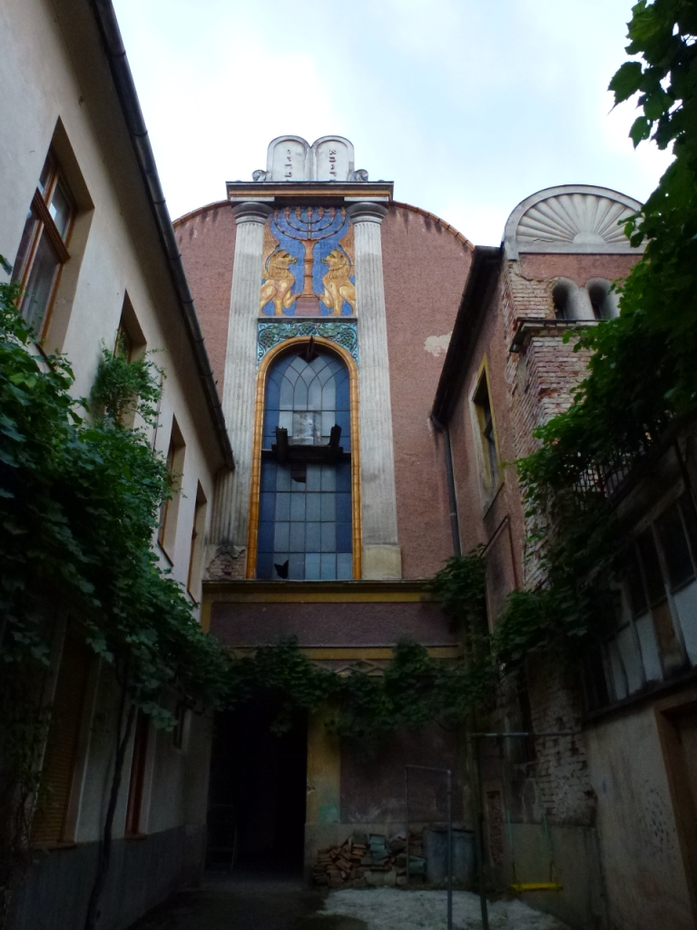 ..and here is the abandoned Orthodox synagogue of Brasov, Romania